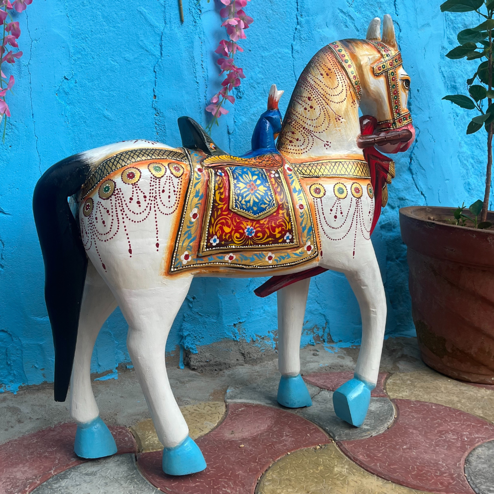 Wooden Painted Horse Statue, Handicraft Showpiece Horse Statue ...